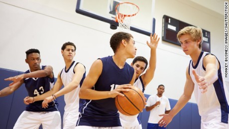 These sports injuries cause the most ER visits among youth, report finds